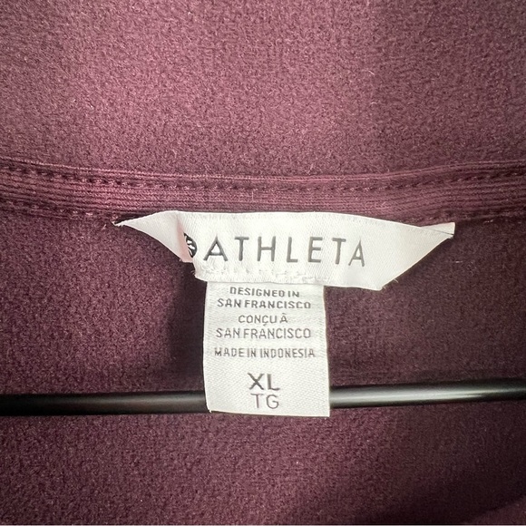 Athleta Cozy Sherpa Snap Sweatshirt XL Pullover Fuzzy Warm Oversized Burgundy - Picture 3 of 6